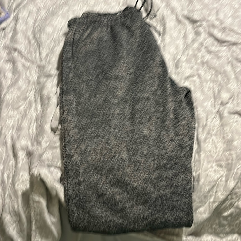 Grey jogging pants never worn!